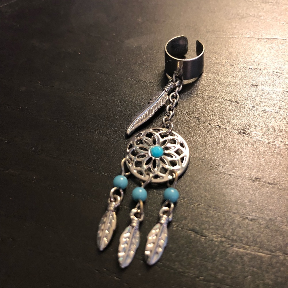 EUC ear cuff